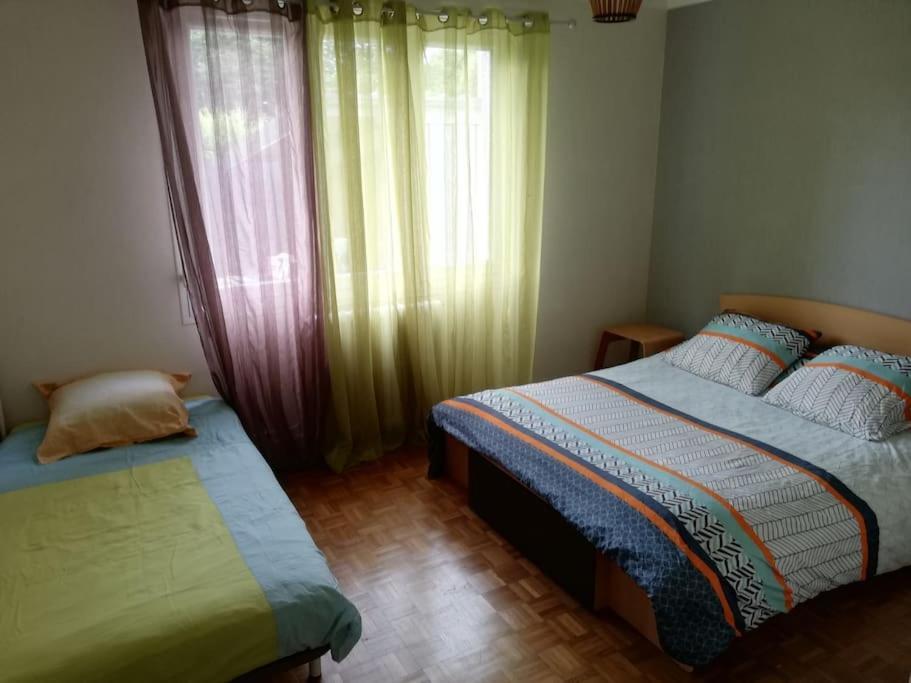 Appartement Dans Villa Pau Bagian luar foto